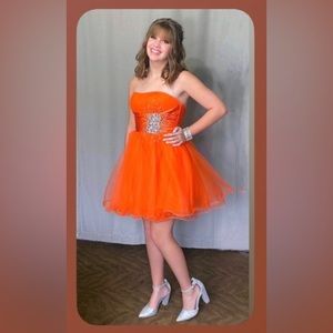 Sherry Hill size 4 orange dress w crystal detail worn once
